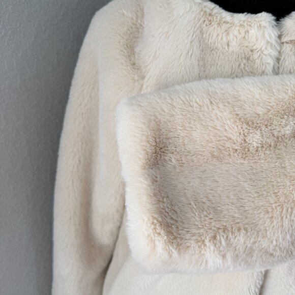 POPSUGAR Ivory Cream Plush Faux Fur Oversized Coat XS - Picture 11 of 16